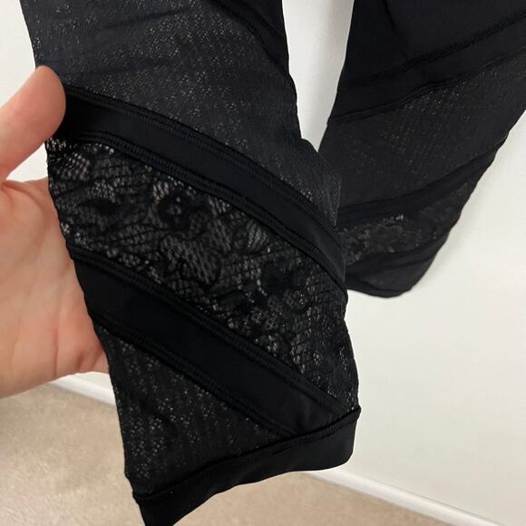 Lululemon Wunder Under High Rise Tight 25" Black Lace Women Size 8 - Picture 11 of 12